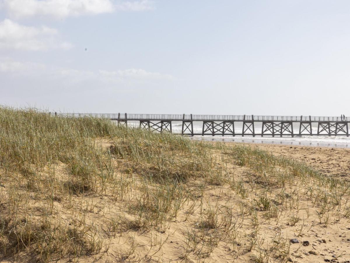 Вилла Belles Vacances En Bord De Mer Dans Camping 4 Etoiles Сен-Жан-де-Мон Экстерьер фото