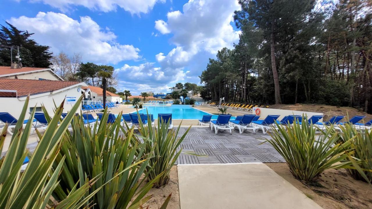 Вилла Belles Vacances En Bord De Mer Dans Camping 4 Etoiles Сен-Жан-де-Мон Экстерьер фото