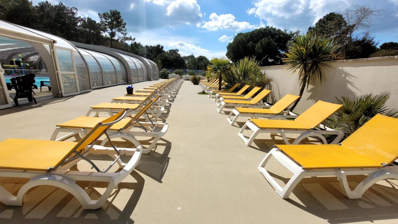 Вилла Belles Vacances En Bord De Mer Dans Camping 4 Etoiles Сен-Жан-де-Мон Экстерьер фото