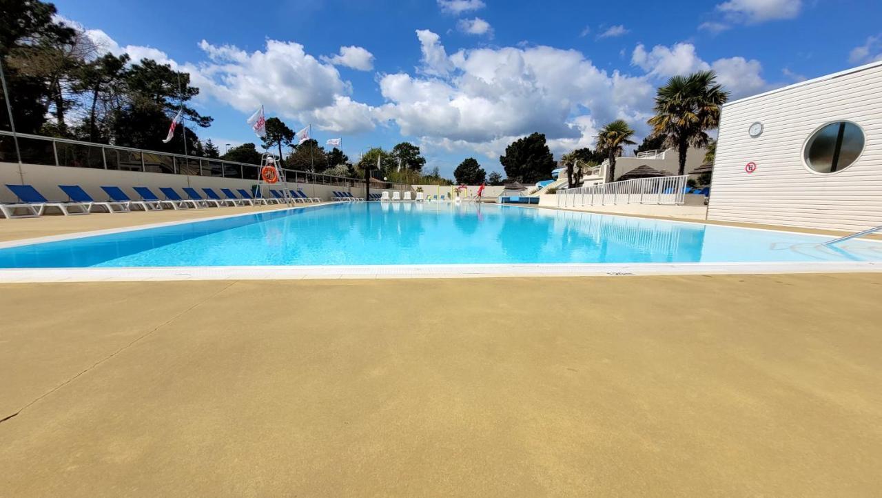 Вилла Belles Vacances En Bord De Mer Dans Camping 4 Etoiles Сен-Жан-де-Мон Экстерьер фото
